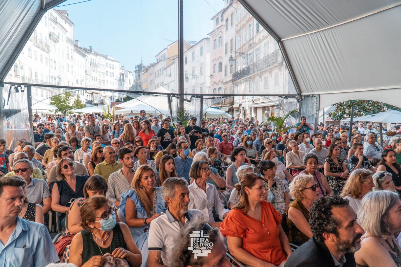 Feira do Livro de Coimbra atraiu mais de 5.000 visitantes,  apoiou o comércio local e veio para ficar na Baixa da cidade