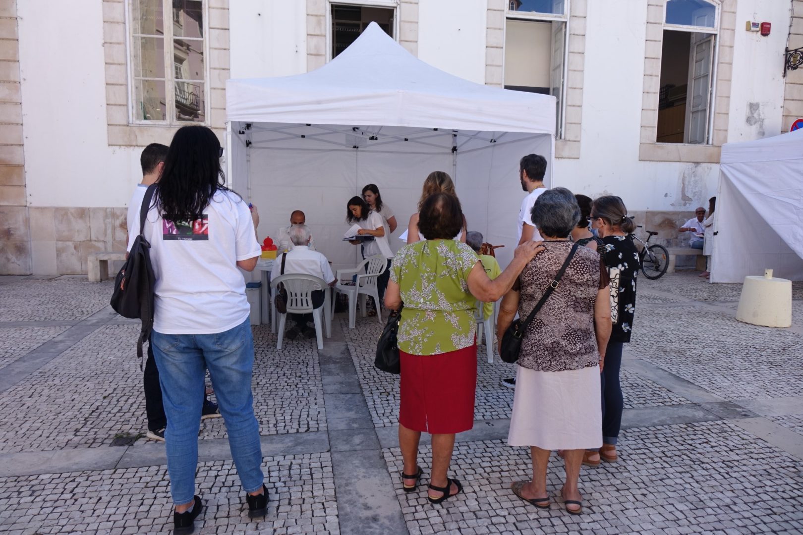 DGS e CM Coimbra assinalam Dia Mundial das Hepatites com rastreios e Paços do Concelho iluminados de amarelo