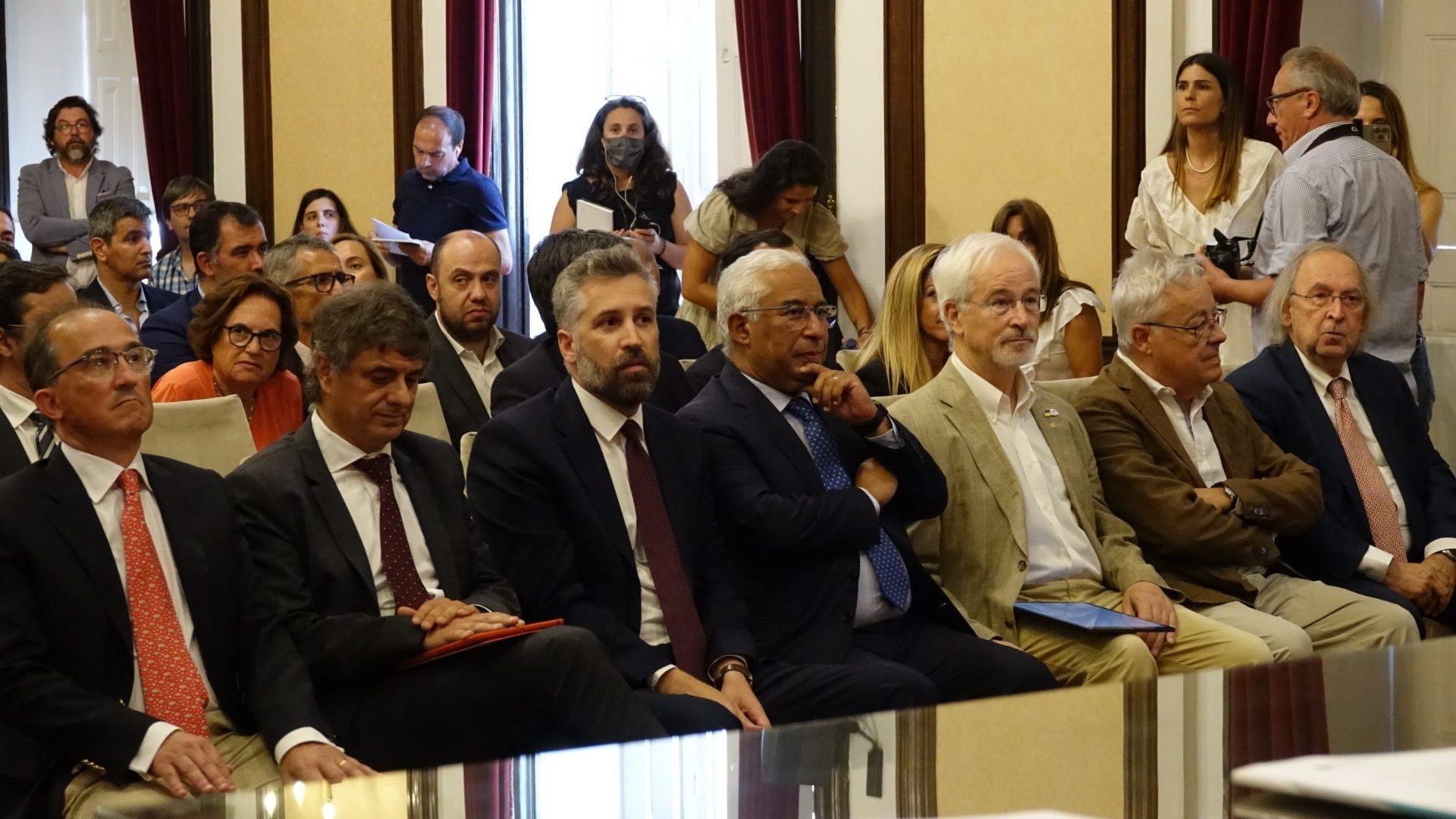 Consignação da empreitada de construção do troço Aeminium – Hospital Pediátrico e Remodelação das Redes de drenagem de águas residuais