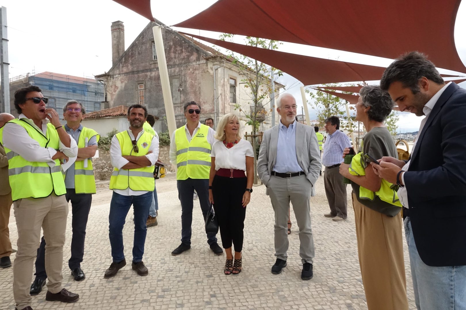 Passeio ribeirinho de Aeminium reaberto à circulação pedonal após obras de requalificação