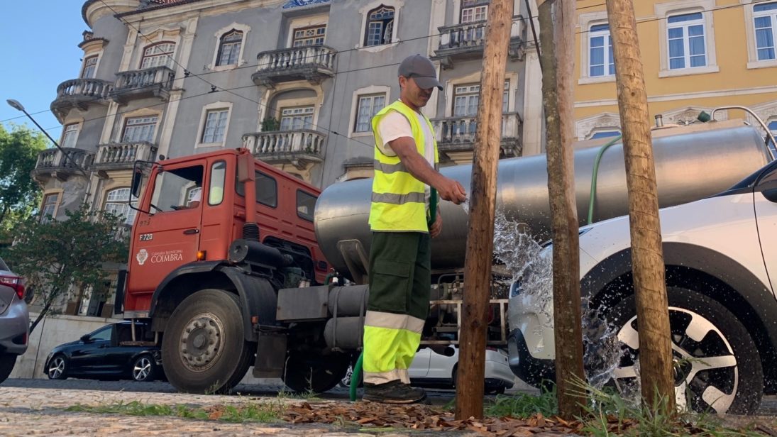 Coimbra intensifica regas com água recolhida no rio Mondego