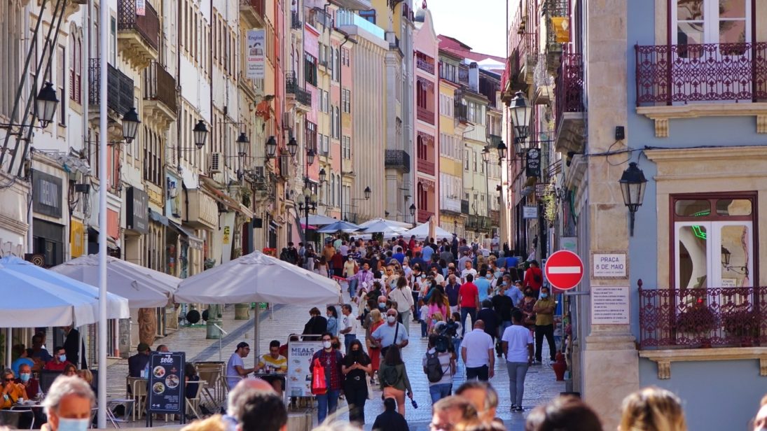 Câmara de Coimbra avança com novo regulamento para definir taxa turística