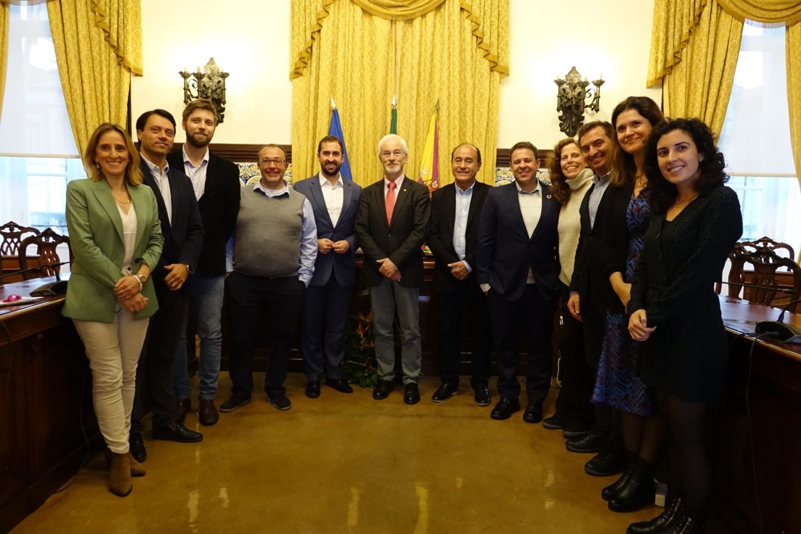 Comitiva da Frente Nacional de Prefeitos recebida na CM de Coimbra