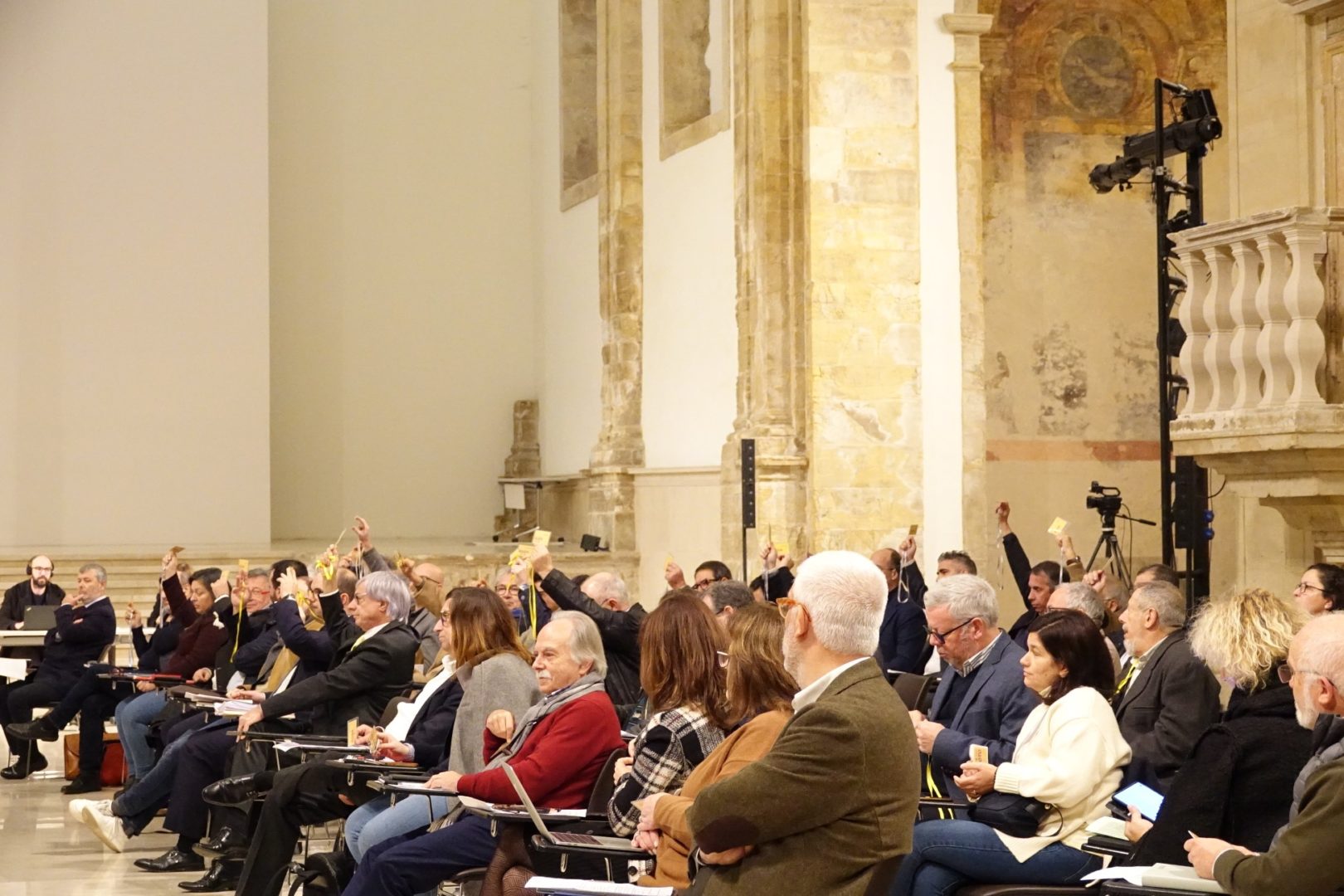 Assembleia Municipal de Coimbra aprova orçamento da CM de Coimbra e dos SMTUC para 2023