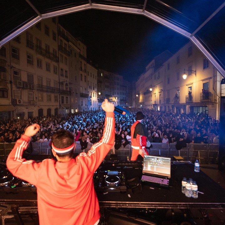 A4F1D239-4C92-4B41-A784-3841B17C84D8 (Custom)