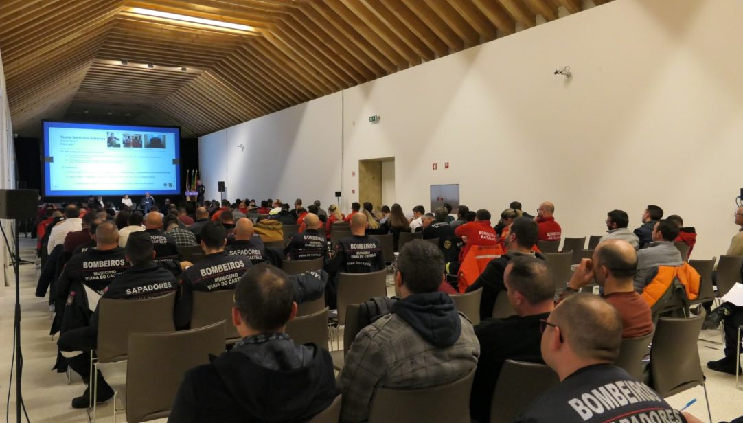 Seminário sobre saúde ocupacional dos bombeiros juntou mais de 200 participantes no Convento São Francisco