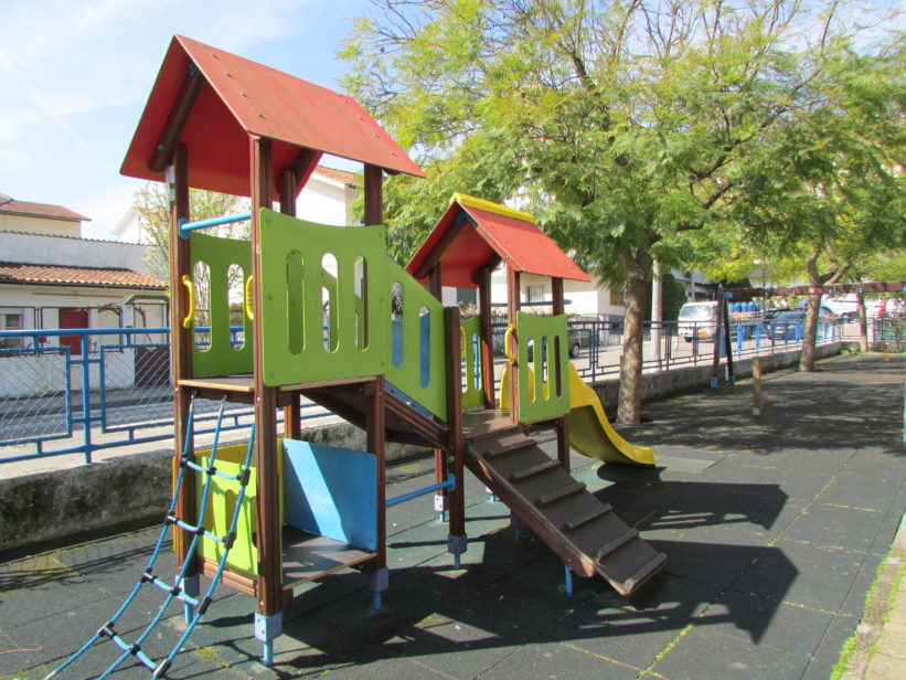CM de Coimbra encerra dois parques infantis por questões de segurança