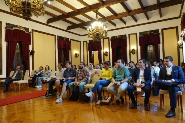 CM de Coimbra aprova apoios para associações juvenis do concelho