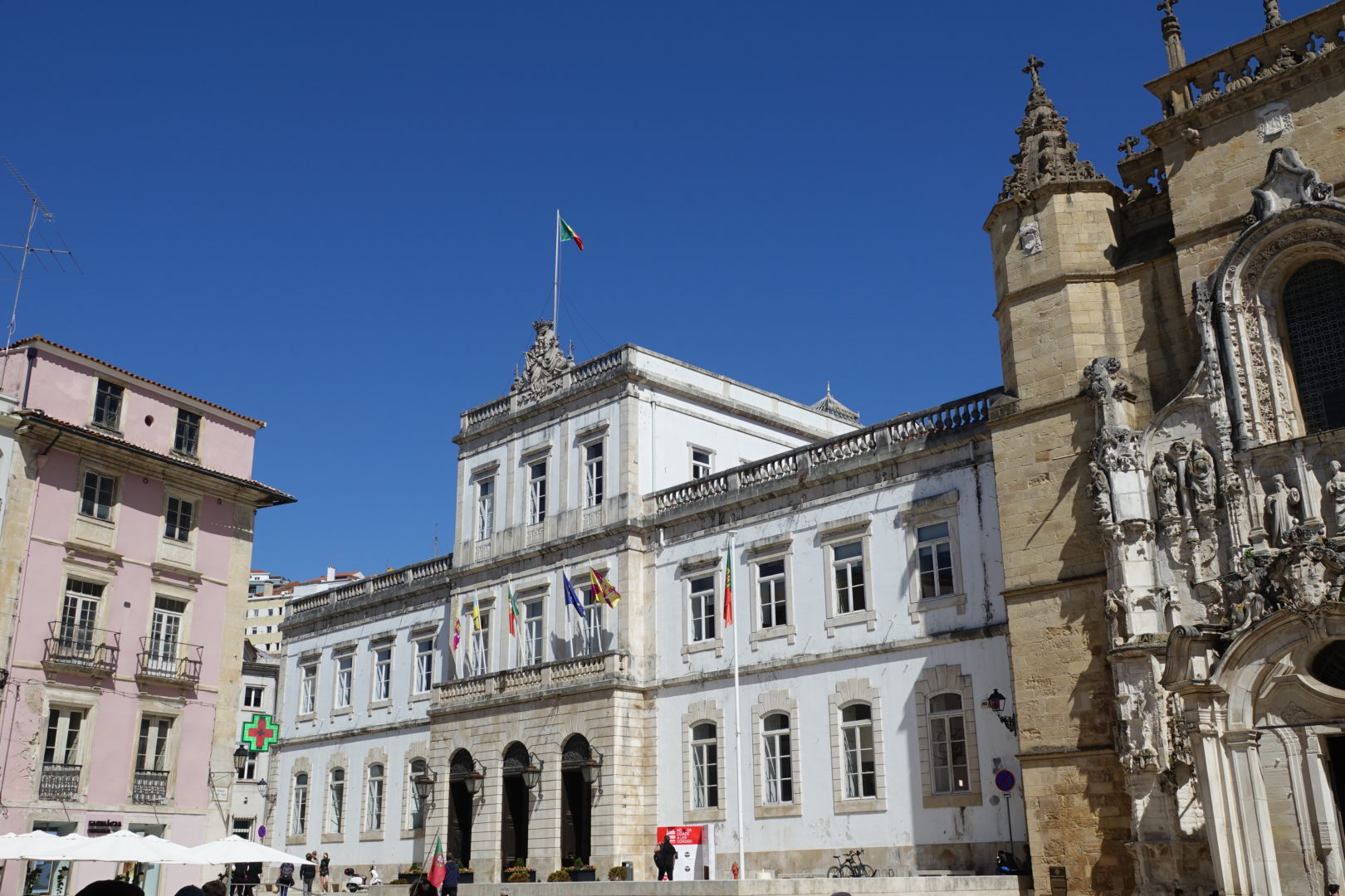 CM de Coimbra estabelece protocolo com Associação de Direito Administrativo para ações de formação