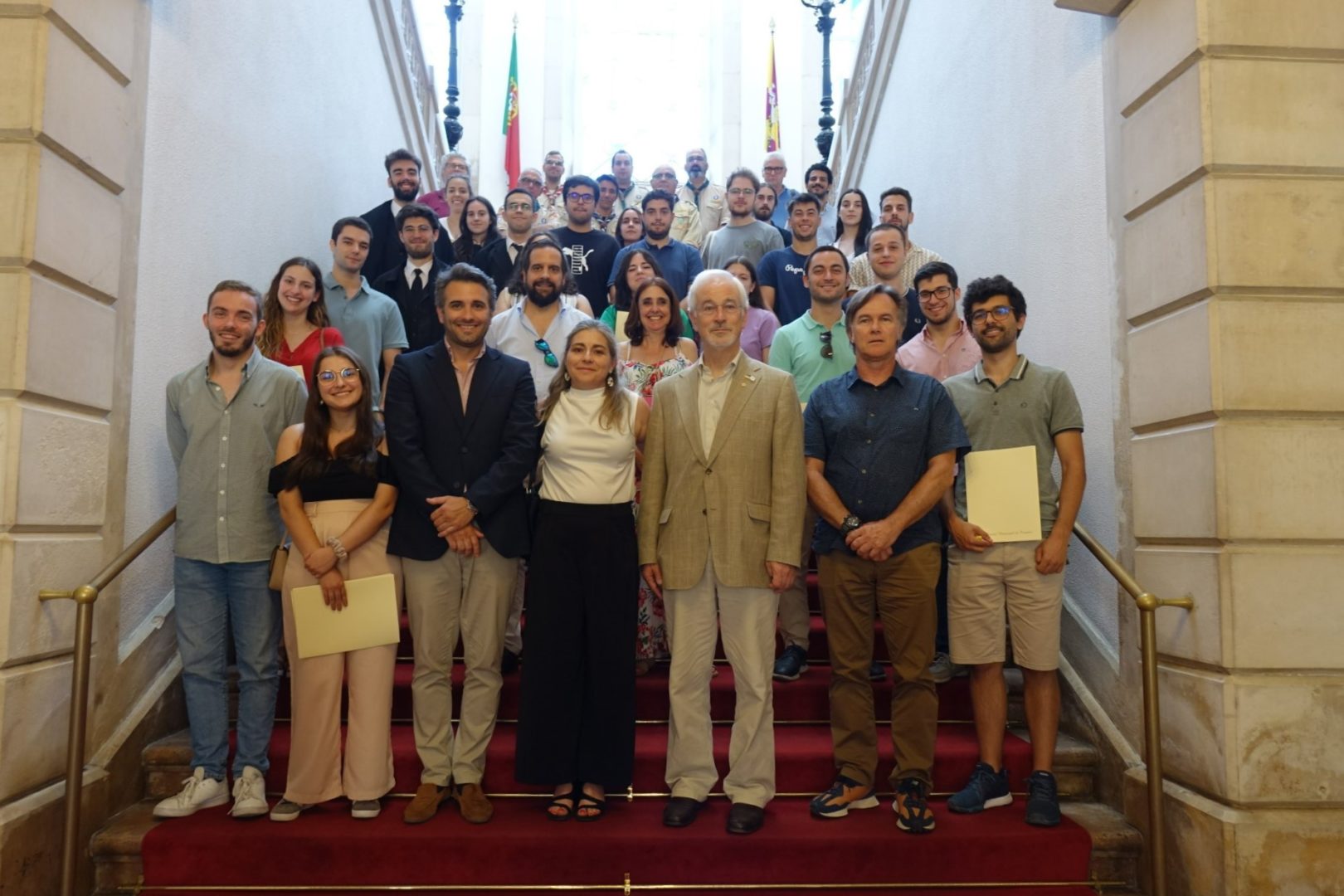 CM de Coimbra formaliza apoios a 27 associações juvenis num valor global de 70 mil euros