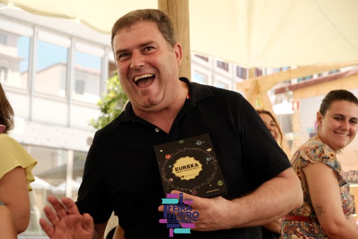 DSCF9754 (2) (Custom)