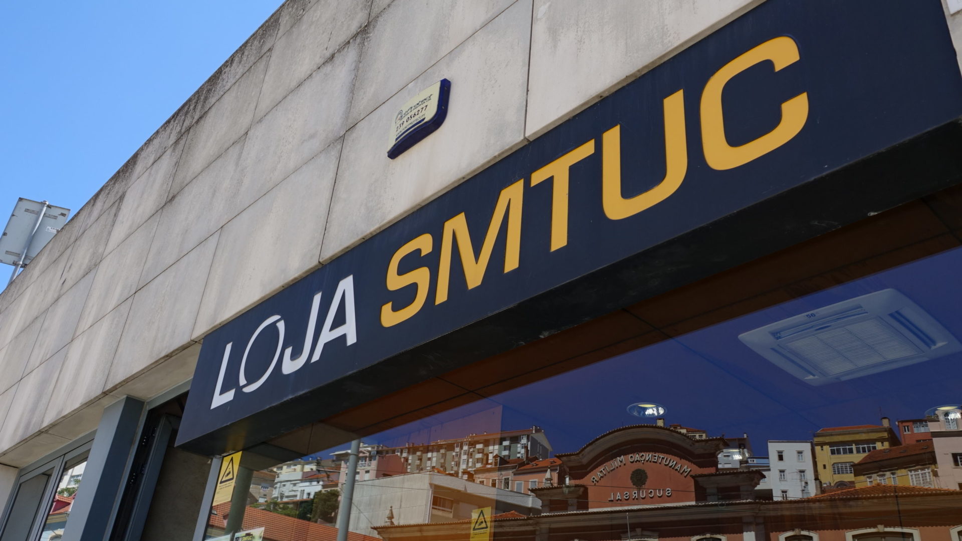 Loja SMTUC do Mercado Municipal D. Pedro V vai estar aberta 14 sábados do próximo ano letivo