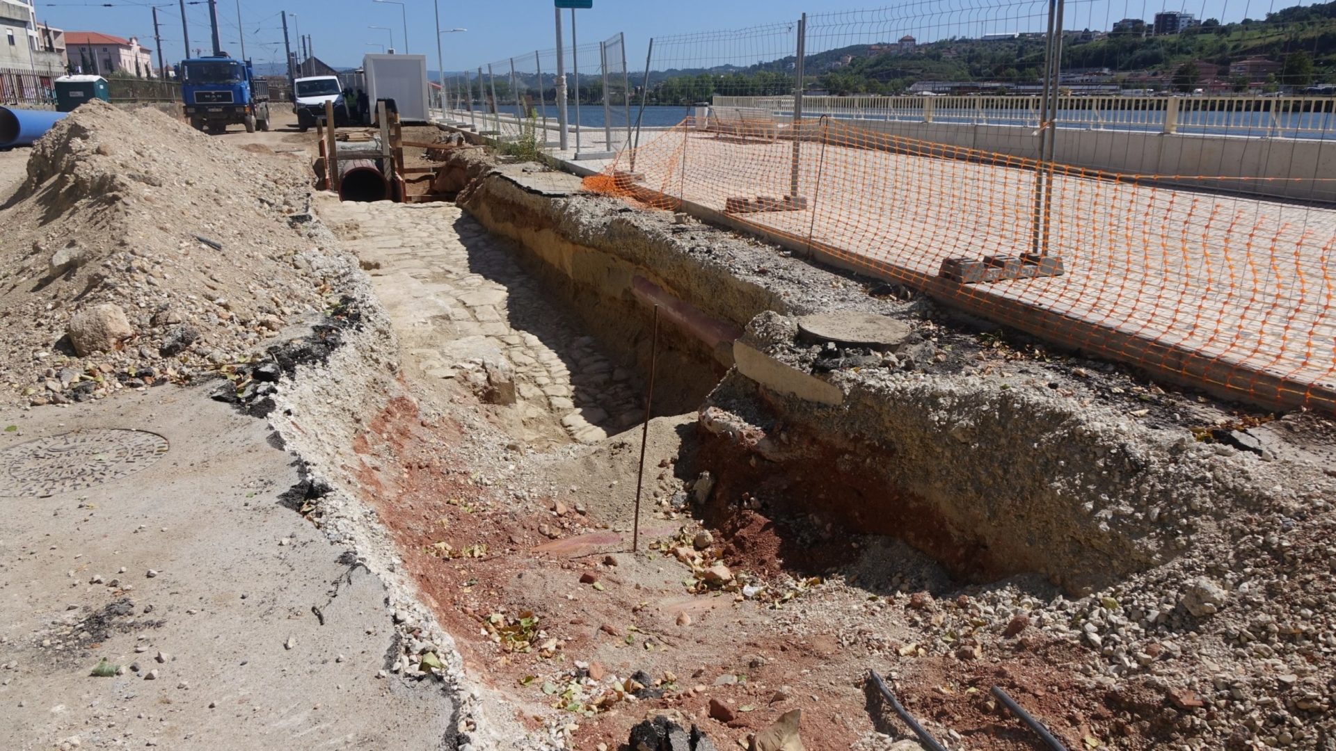 Instalação da conduta adutora entre Estação Nova e Ponte do Açude aguarda parecer do Centro Nacional de Arqueologia Náutica e Subaquática