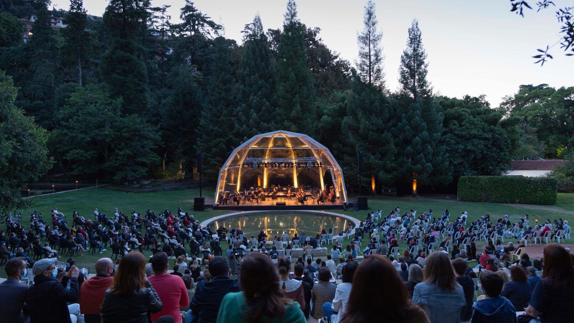 Depois das 4000 pessoas no Anfiteatro da Quinta das Lágrimas, o Festival das Artes QuebraJazz continua nas Escadas do Quebra Costas para mais 11 concertos gratuitos
