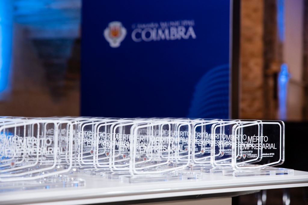 Coimbra reconheceu mérito de 152 empresas no encerramento do Invest Summit’23