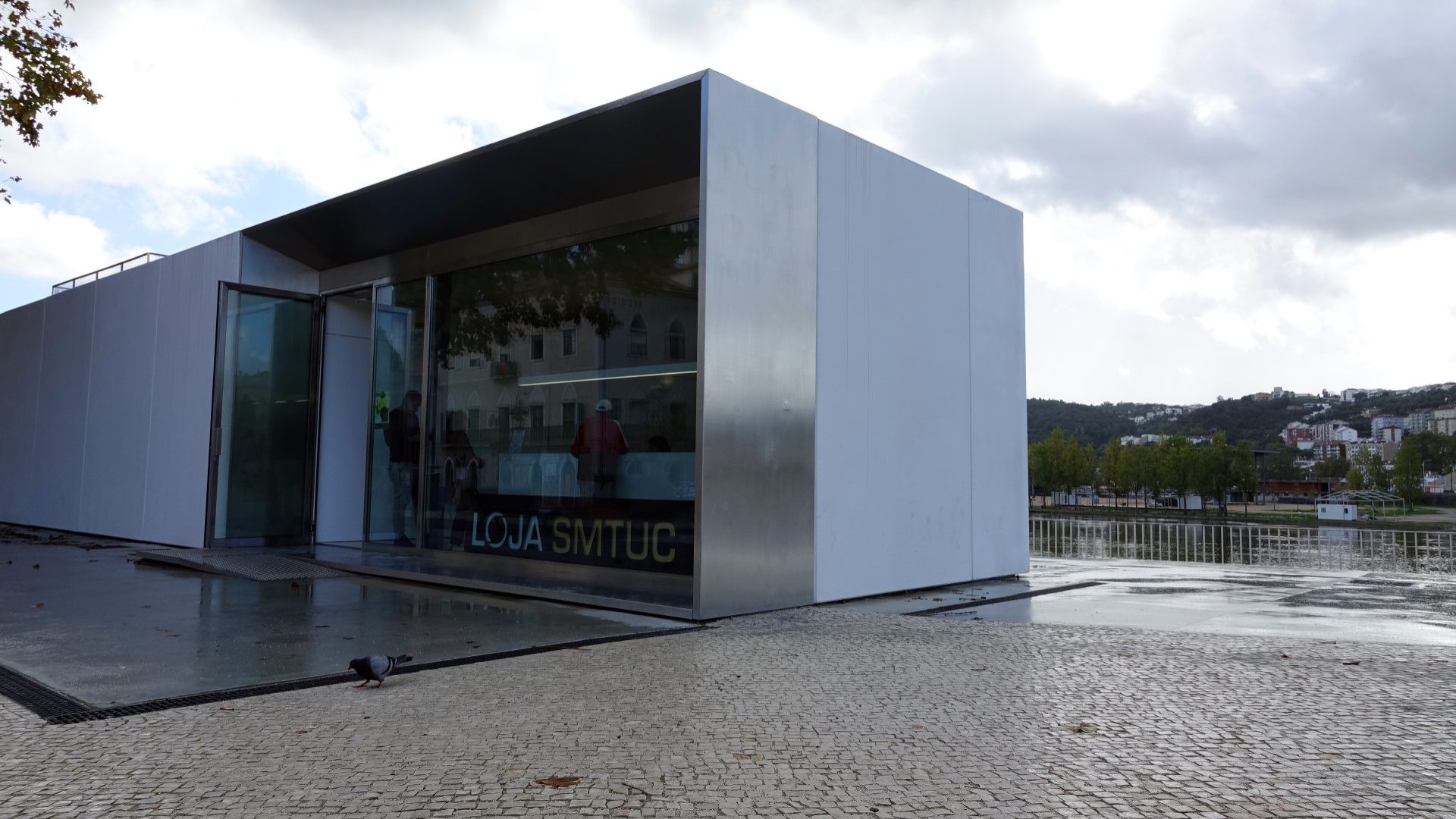 Sala dos Motoristas dos SMTUC transferida para o Edifício Rio na Portagem