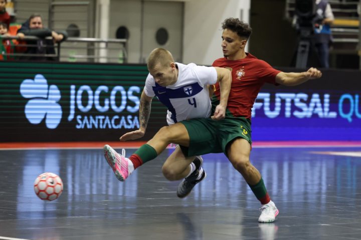 01012000-1F7A3563 (Custom)