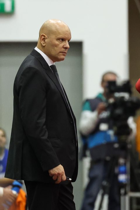 01012000-1F7A4003 (Custom)