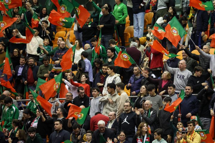 01012000-1F7A4050 (Custom)