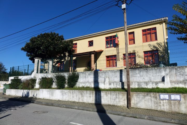 EB Trouxemil Reabilitação do parque exterior 3 (Personalizar)