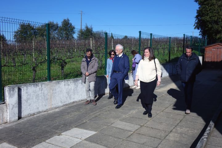 EB Trouxemil Reabilitação do parque exterior 4 (Personalizar)