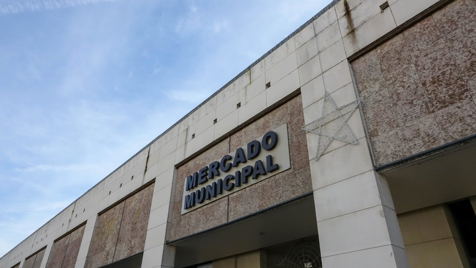 Mercado Municipal D. Pedro V encerra a 26 de dezembro e a 2 de janeiro