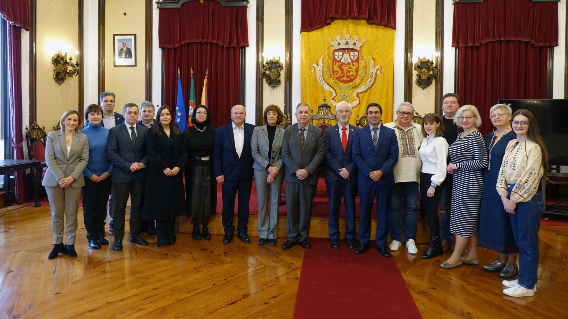 Presidente da Câmara recebe delegação de reitores de cinco universidades ucranianas