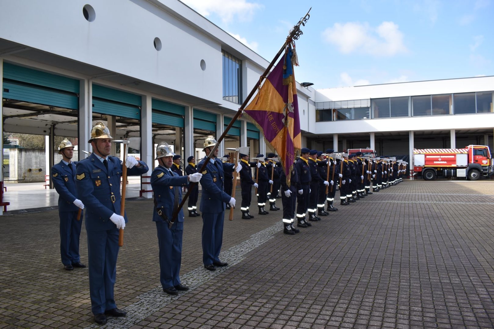 CM de Coimbra aprova doação de material de proteção para os Bombeiros Sapadores