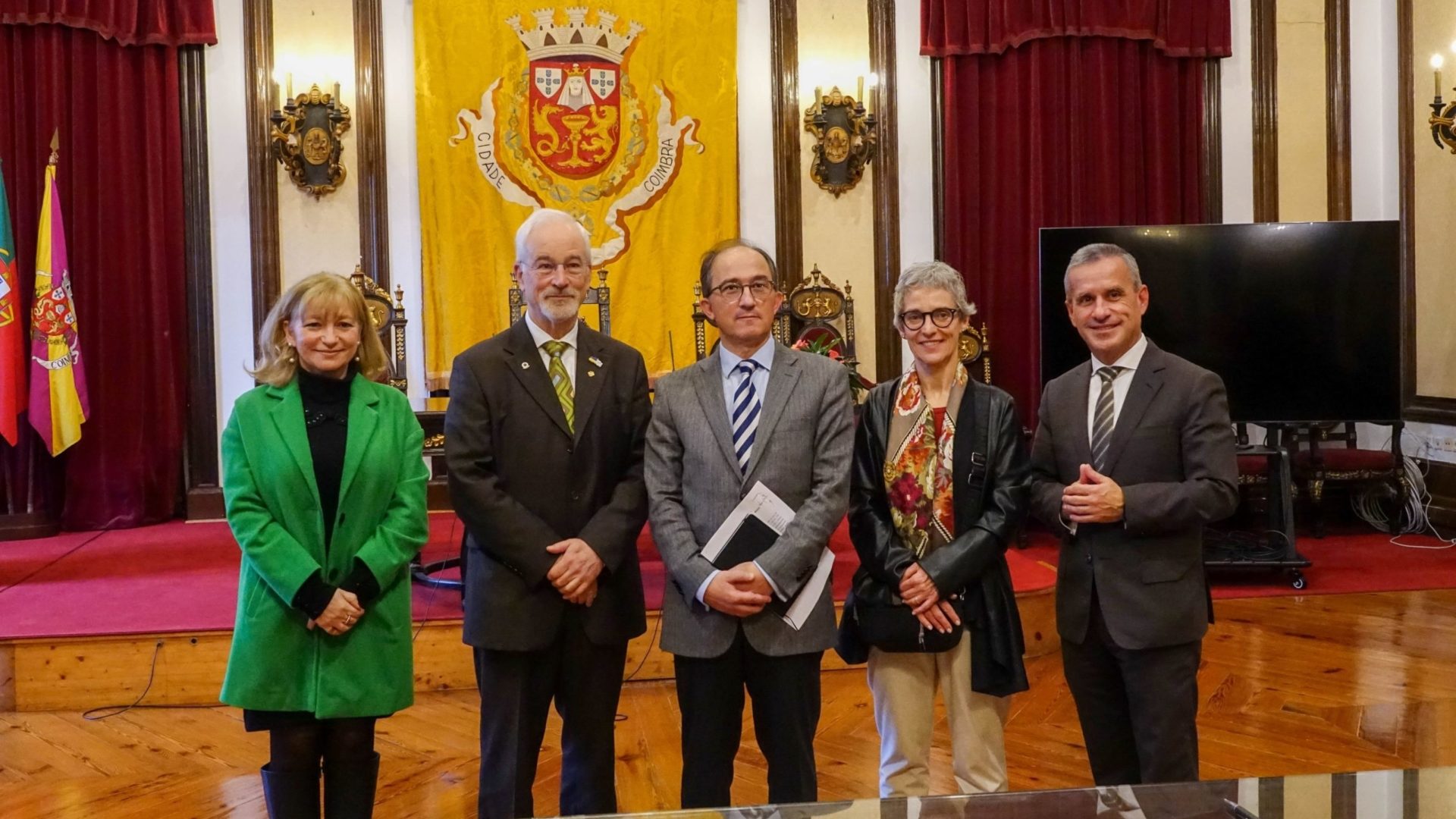 Câmara assina protocolo com a Metro Mondego para plantação de mais 608 árvores no concelho