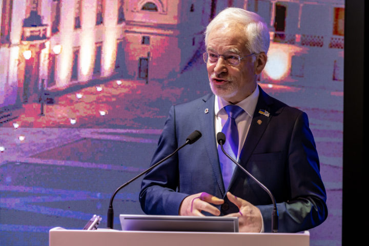 429653773_706127198365152_3007339751074781982_n