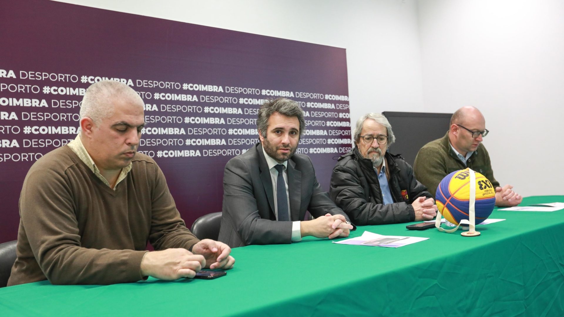 “Driblando o Carnaval” promove a modalidade de basquetebol de 11 a 14 de fevereiro em Coimbra