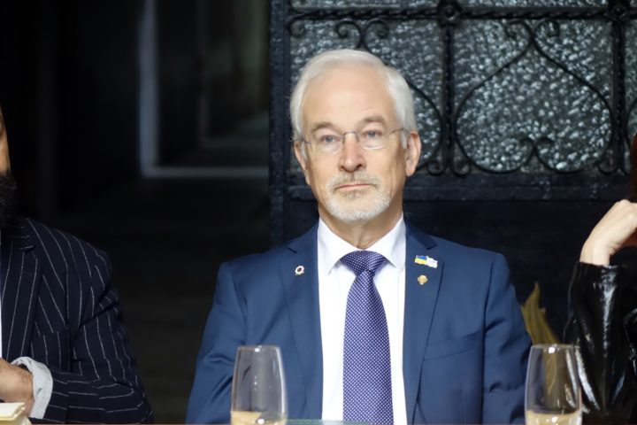 CI Bienal Anozero'24 2 (Personalizar)