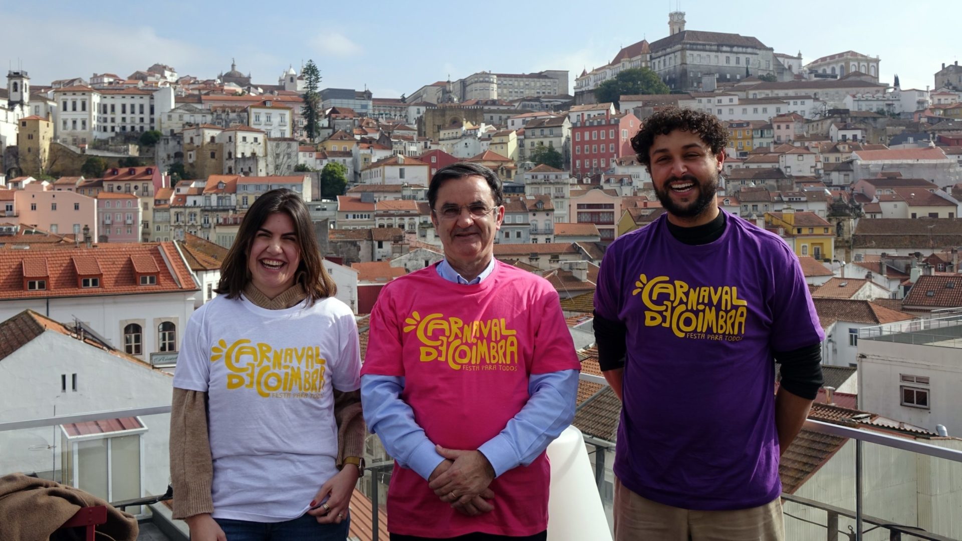 Carnaval de Coimbra promete encher de cor e folia as ruas da Baixa no próximo fim de semana