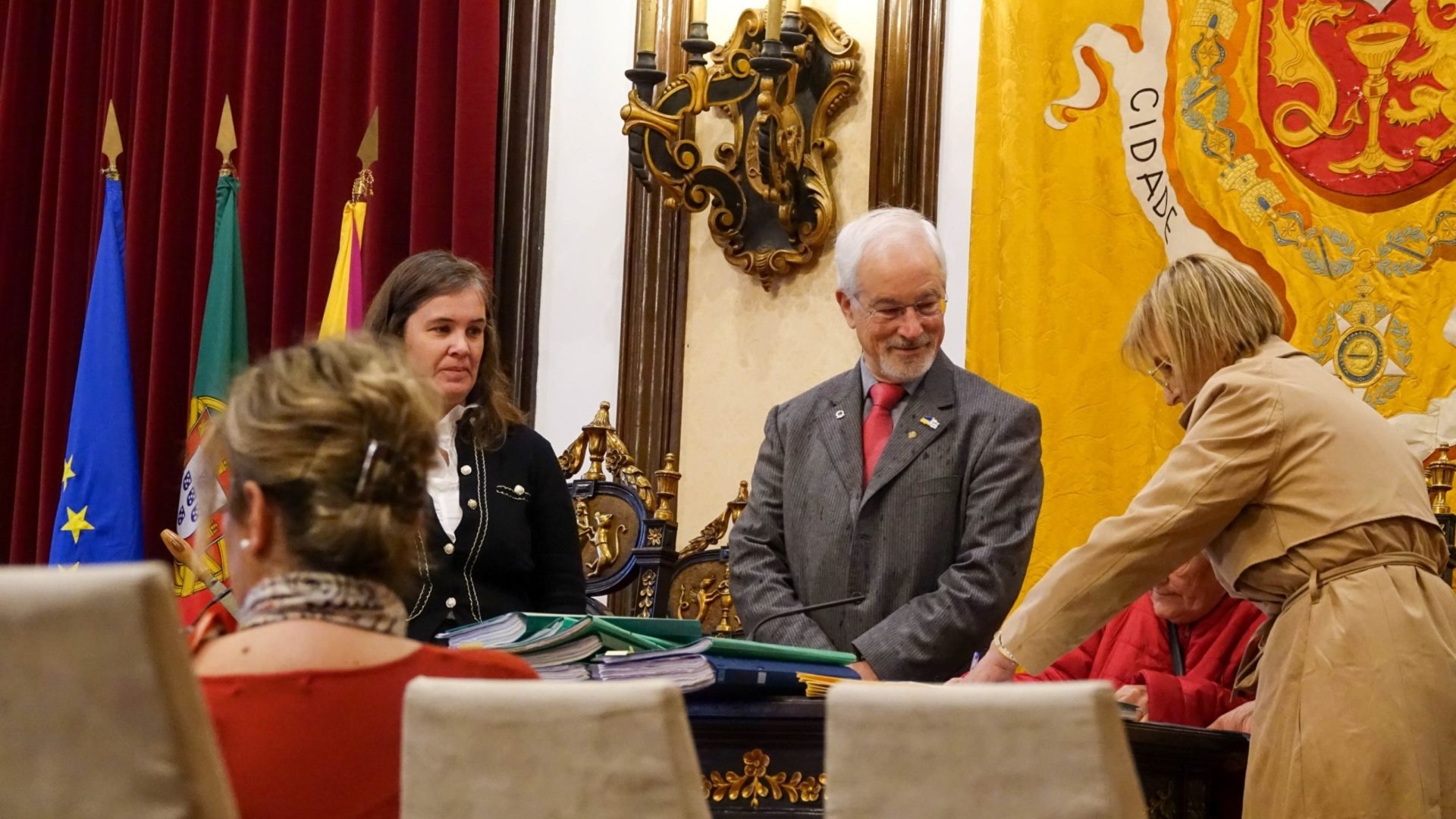 CM de Coimbra entrega mais 9 habitações a famílias com baixos recursos