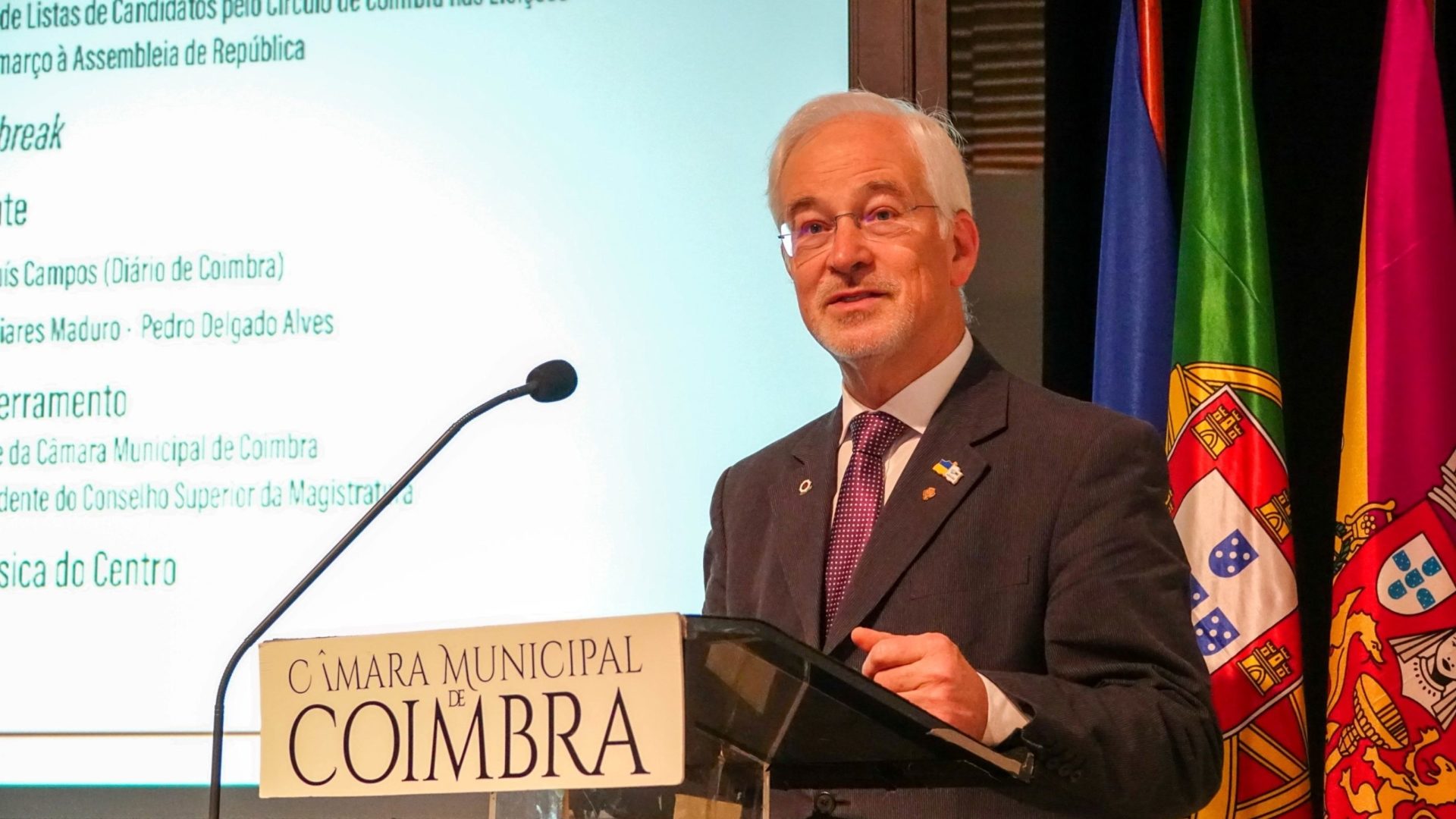 Presidente da CM de Coimbra quer compromisso de PS e da AD sobre Palácio da Justiça