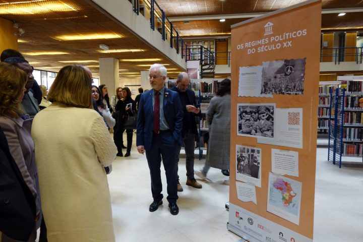 Ditadura, Revolução, Democracia - 25 de Abril Rumo ao Cinquentenário 14 (Personalizar)