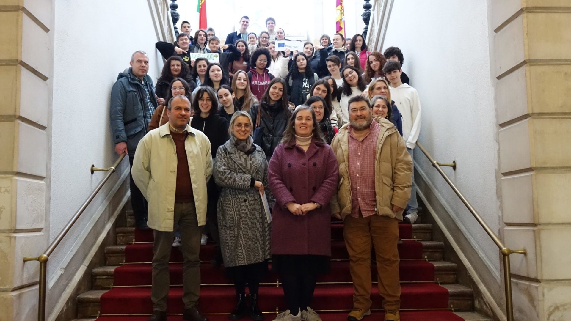 Estudantes do programa ERASMUS+ recebidos na CM de Coimbra