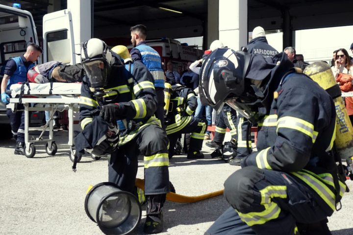 DSC05234 (Custom)-001