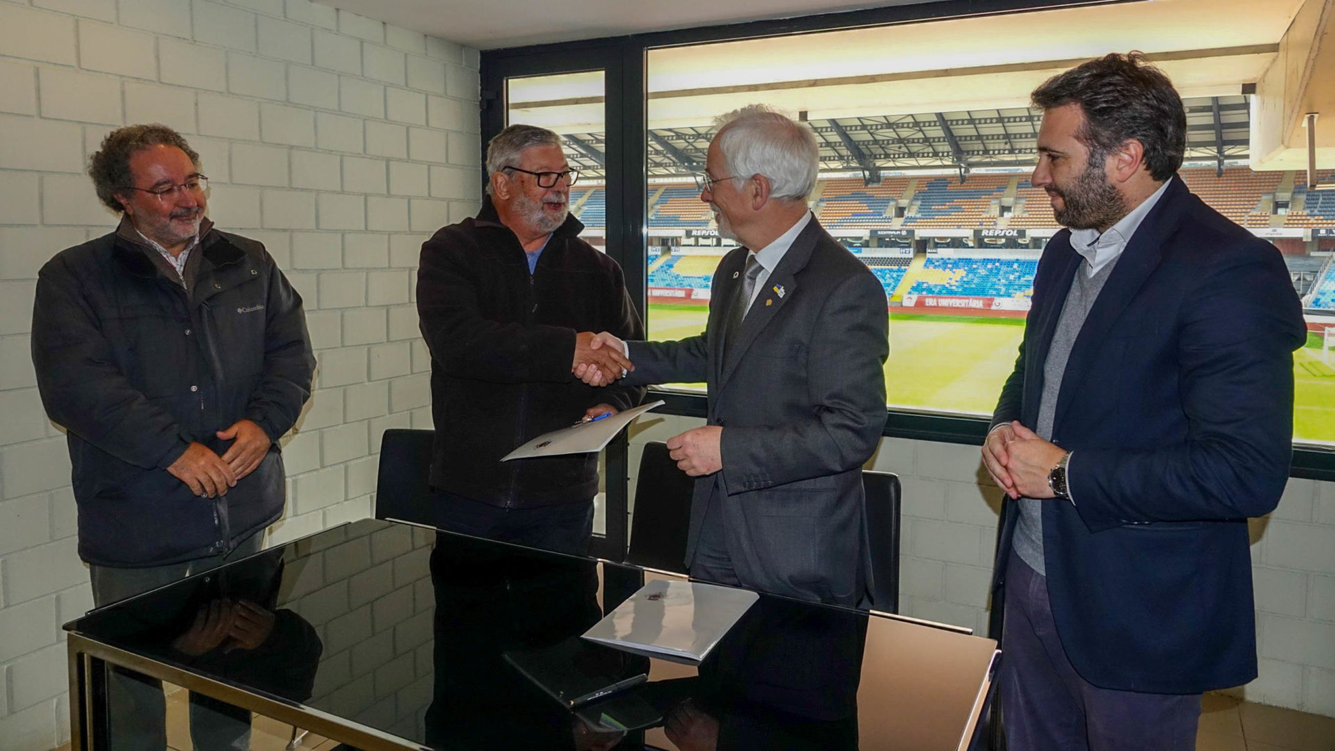 Câmara cede sala no Estádio Cidade de Coimbra para sede do Clube Recreativo do Calhabé