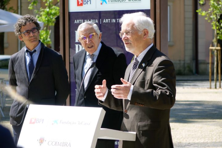 Exposição itinerante Polo a Polo Coimbra 12 (Personalizar)