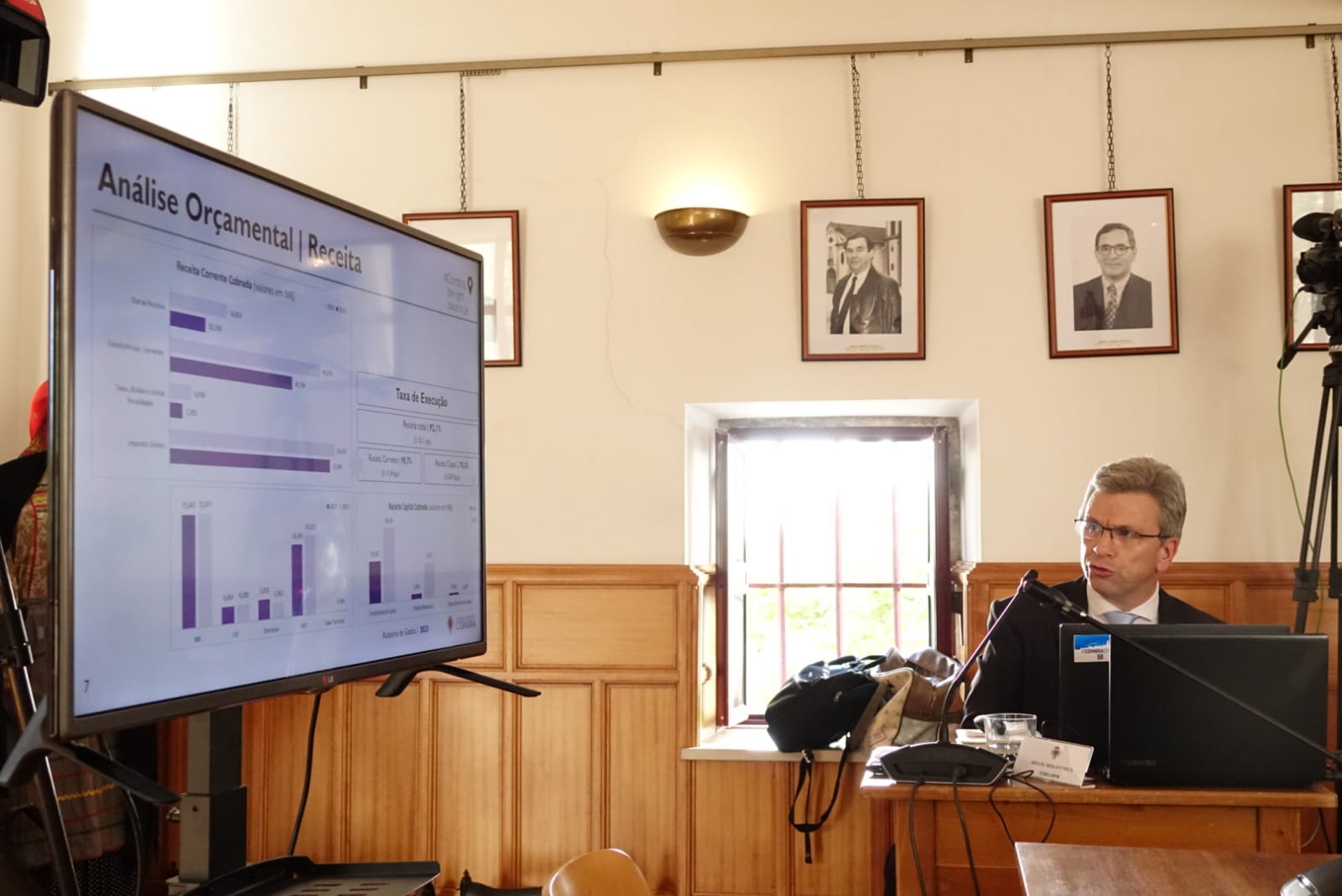 CM Coimbra aprova contas com saldo de gerência e poupança corrente na ordem dos 16M€