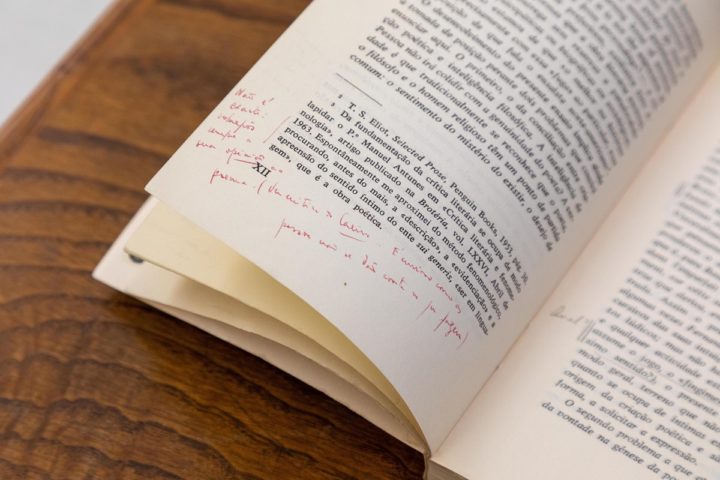 Biblioteca Pessoana na BGUC 4 © Duarte Belo