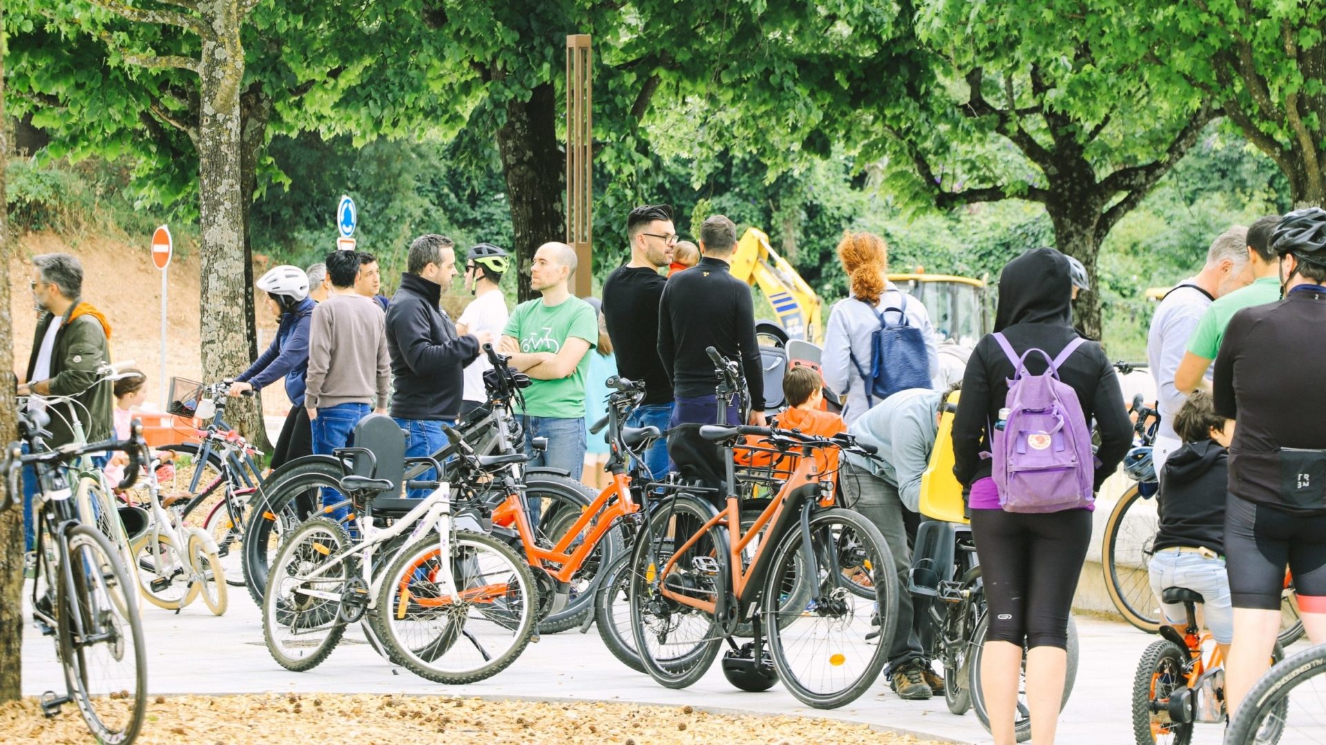 Kidical Mass levou mais de 100 pessoas a percorrem as ruas de Coimbra de bicicleta