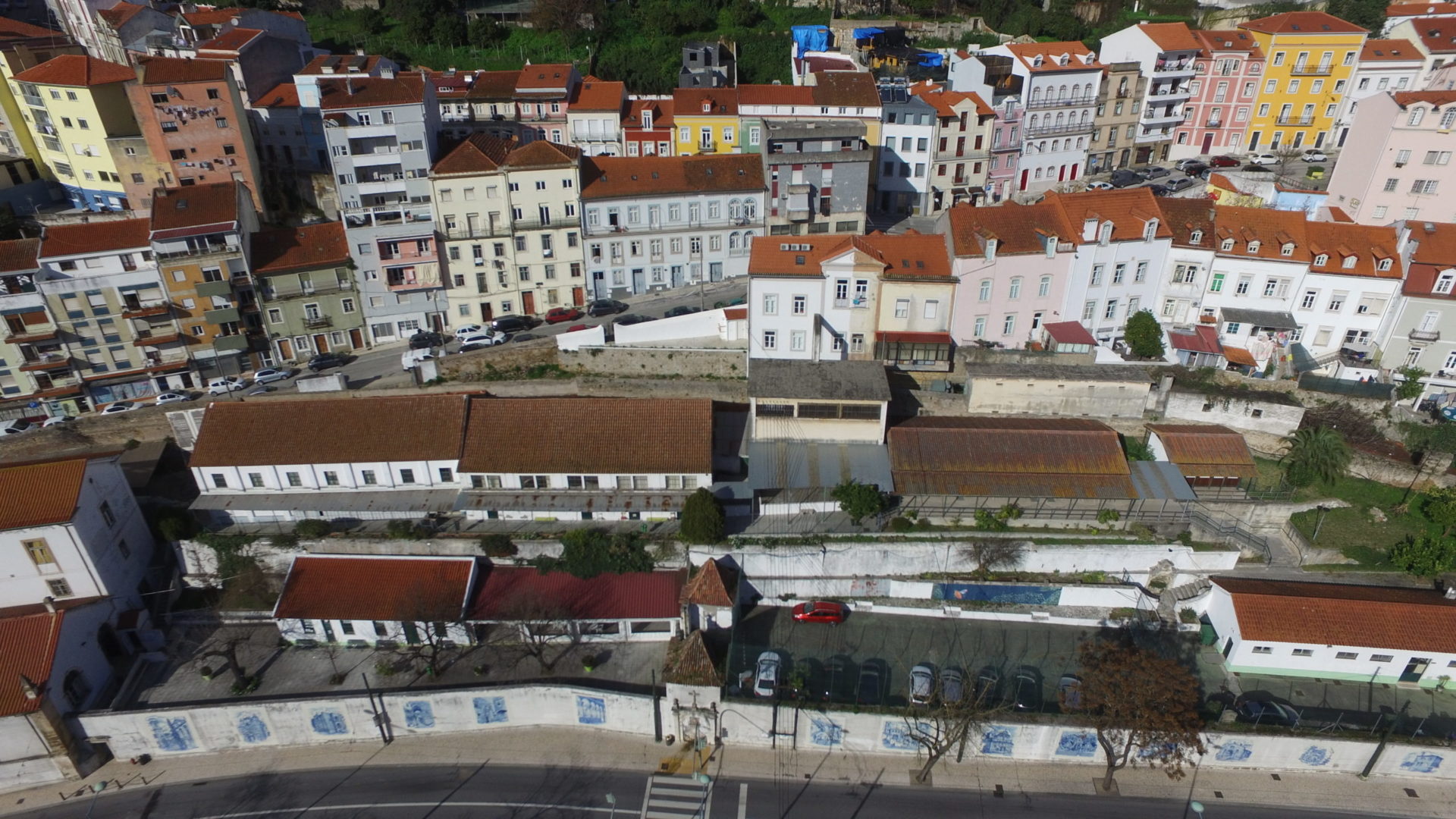 Alunos da Escola Jaime Cortesão testam aplicação que recompensa boas práticas de cidadania