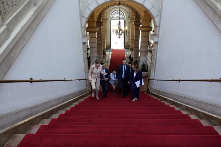 Receção à embaixadora da Alemanha (Personalizar)