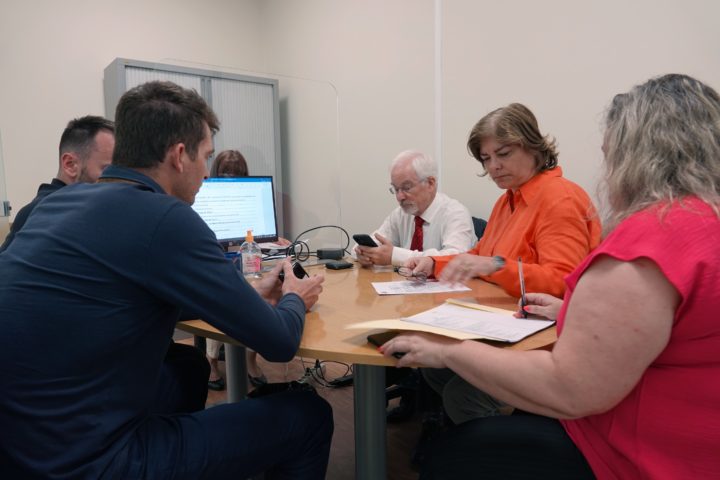 Escritura pública de venda do lote C no Parque Industrial de Taveiro 7 (Personalizar)