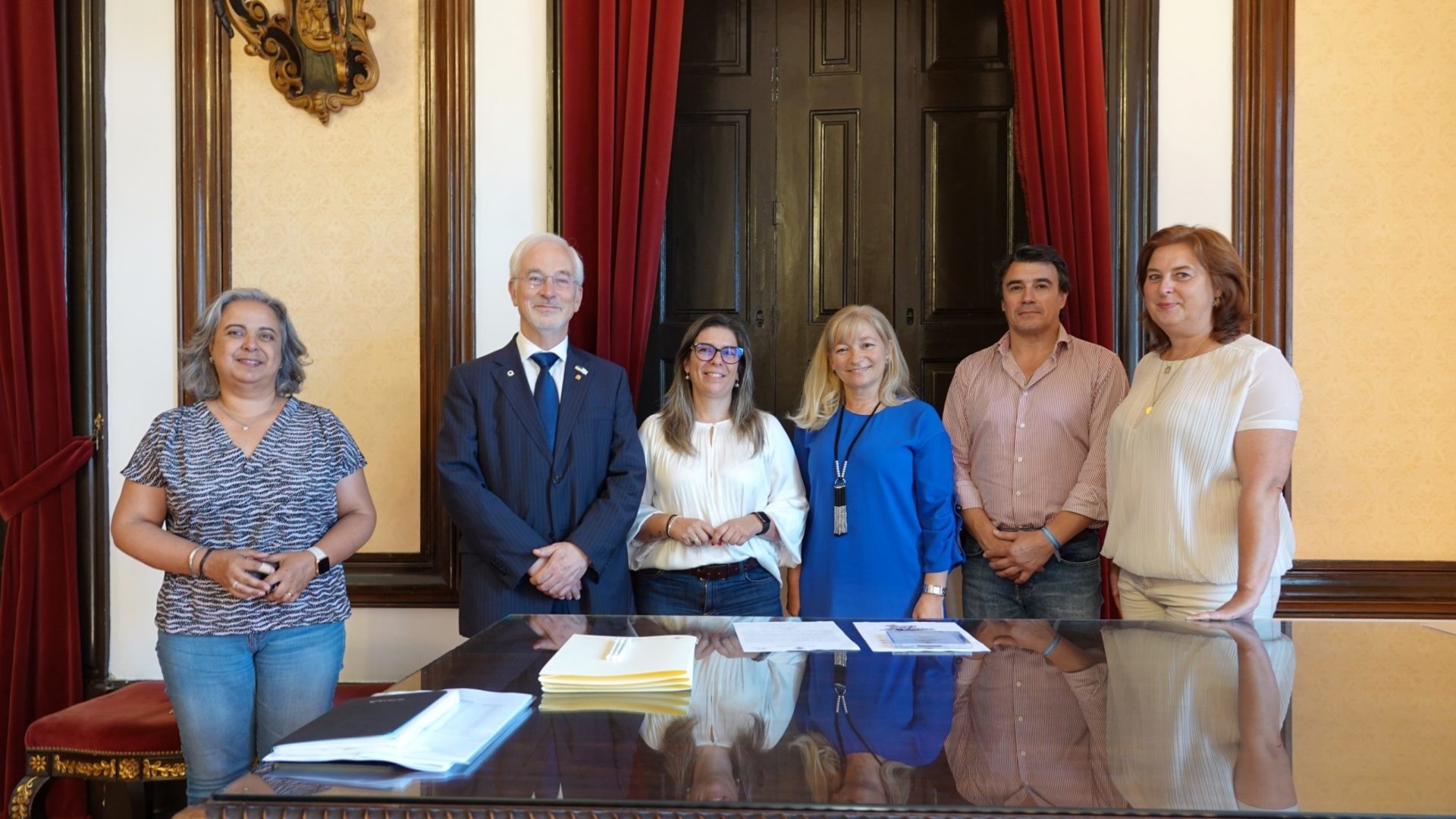 CM de Coimbra consigna pintura de marcas rodoviárias por cerca de 500 mil euros