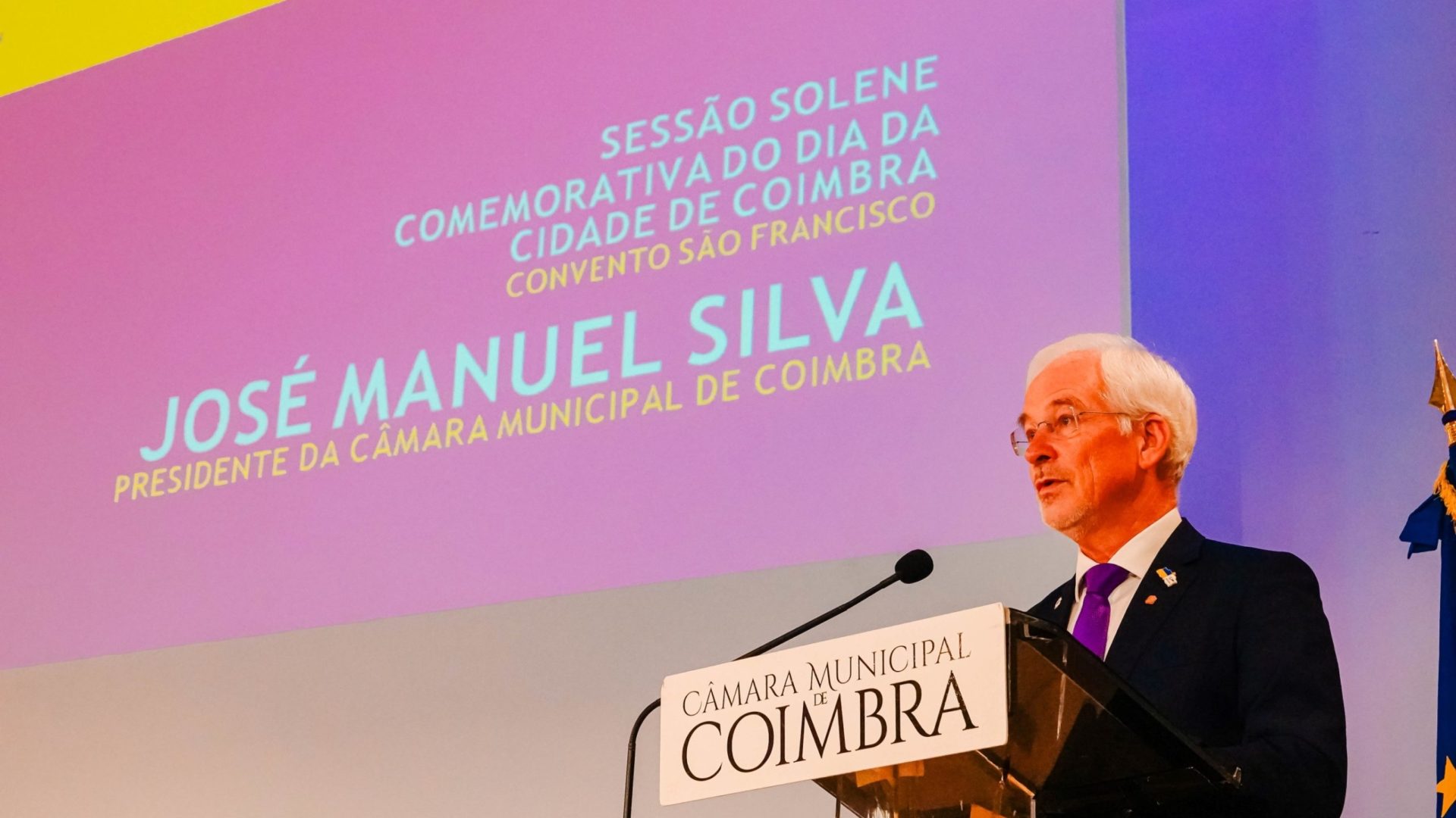 Presidente da CM de Coimbra realça que concelho está a fixar mais pessoas