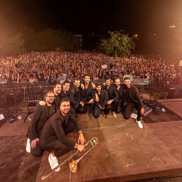 Os_Quatro_e_Meia_Festas_Coimbra-01 (Custom)