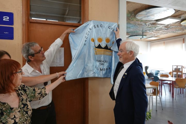 (Re)inaugurar a Biblioteca da Escola D. Dinis 1 (Personalizar)